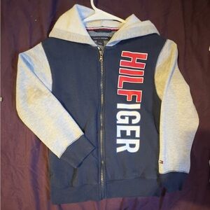 Boys size 7 Tommy Hilfiger Zip Up hoodie